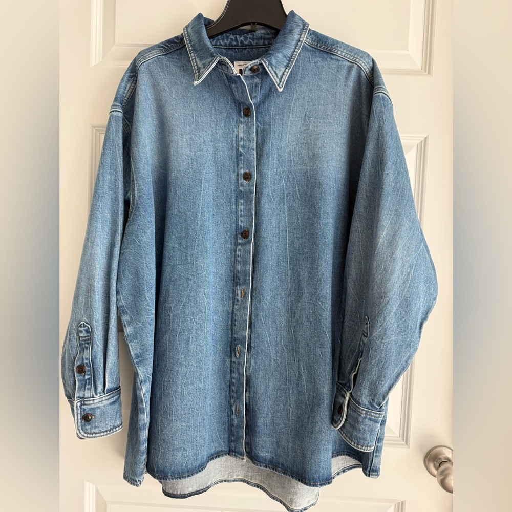 NWT Good American Women’s Classic Blue Denim Shirt size L/XL